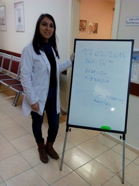 Gebe Bilgilendirme Sınıfında Doğuma Hazırlık eğitimleri Ebemiz Şilan ERAT ile devam ediyor